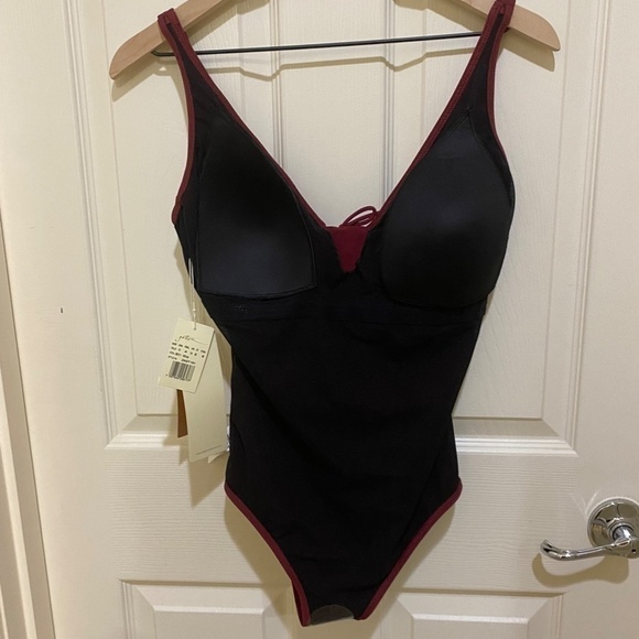NWT- Gottex One Piece Swim Suit- Wine-Size 12 - Picture 12 of 13